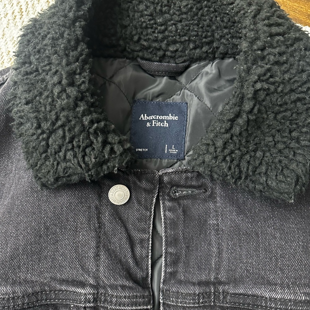 Abercrombie & Fitch Black Jacket with Sherpa Collar